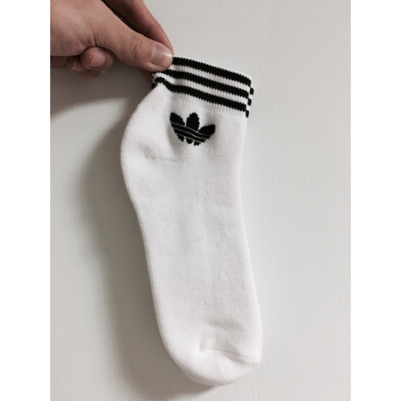 Adidas中筒襪