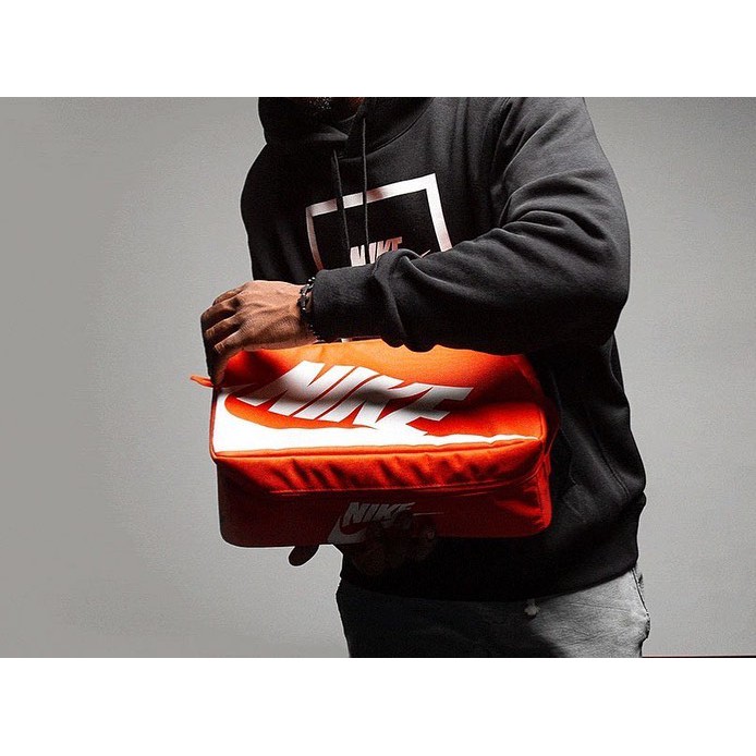 【豬豬老闆】NIKE SHOE BOX BAG 橘紅 經典鞋盒 鞋袋 手拿包 手提袋 BA6149-810