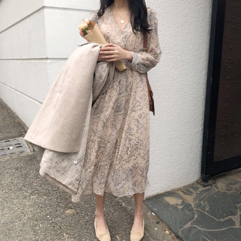 𝐒𝐚𝐥𝐞 S Xl 附綁帶法式復古碎花收腰雪紡連身長裙 蝦皮購物