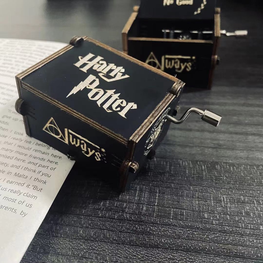 現貨 音樂盒 音樂鈴 創意音樂盒 禮物音樂盒 一個有趣的小玩意暗黑哈利波特手搖木質音樂盒八音盒創意生日禮物