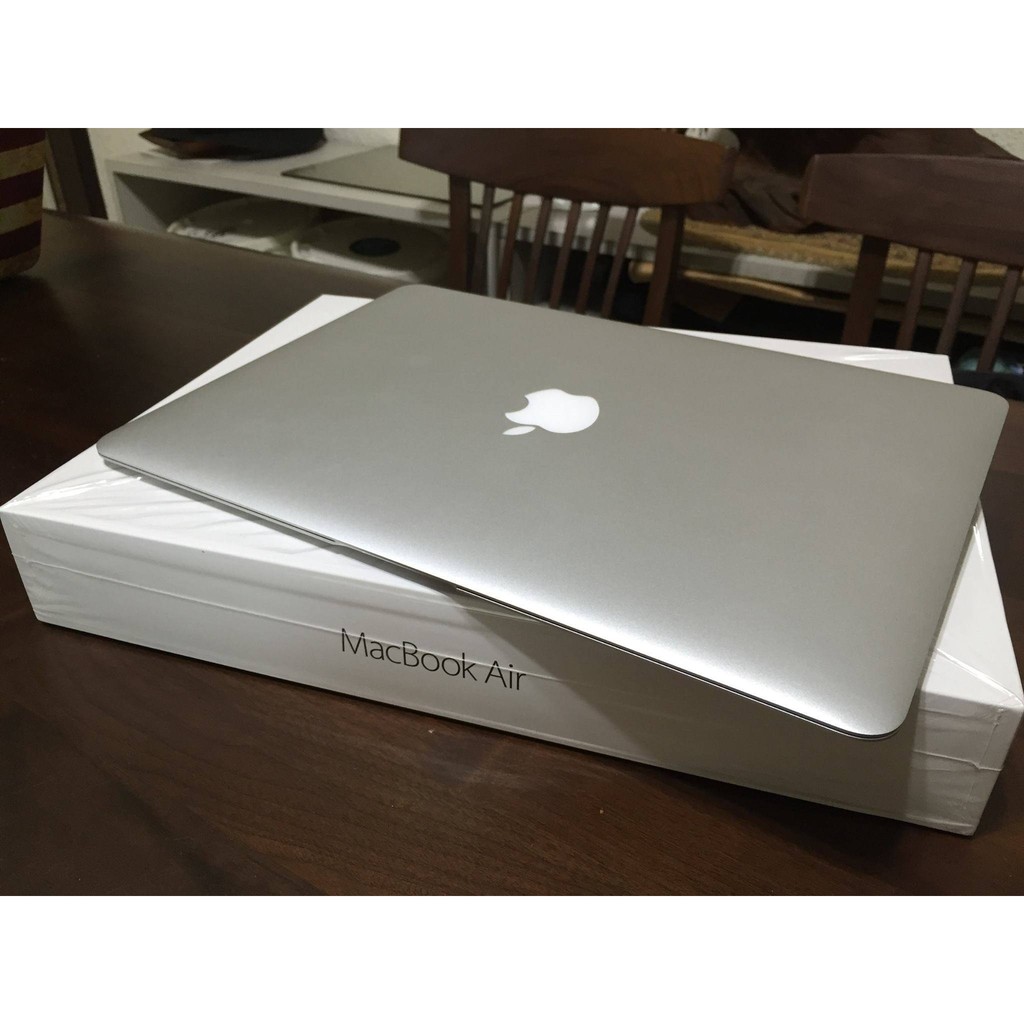 Macbook Air 13" 128G 2015 只要22500 !!!