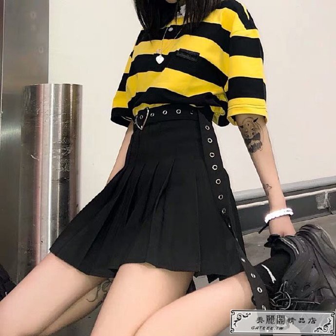 陷阱妹穿搭韓版ins原宿風暗黑高腰短裙學生短裙潮流顯瘦街頭百褶裙 蝦皮購物