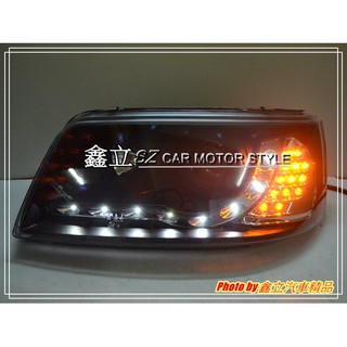 ※ 鑫立興車用精品 ※ VW T5 03-10年 LED R8 顆粒款 黑底 魚眼 大燈 含馬達 方向燈LED版