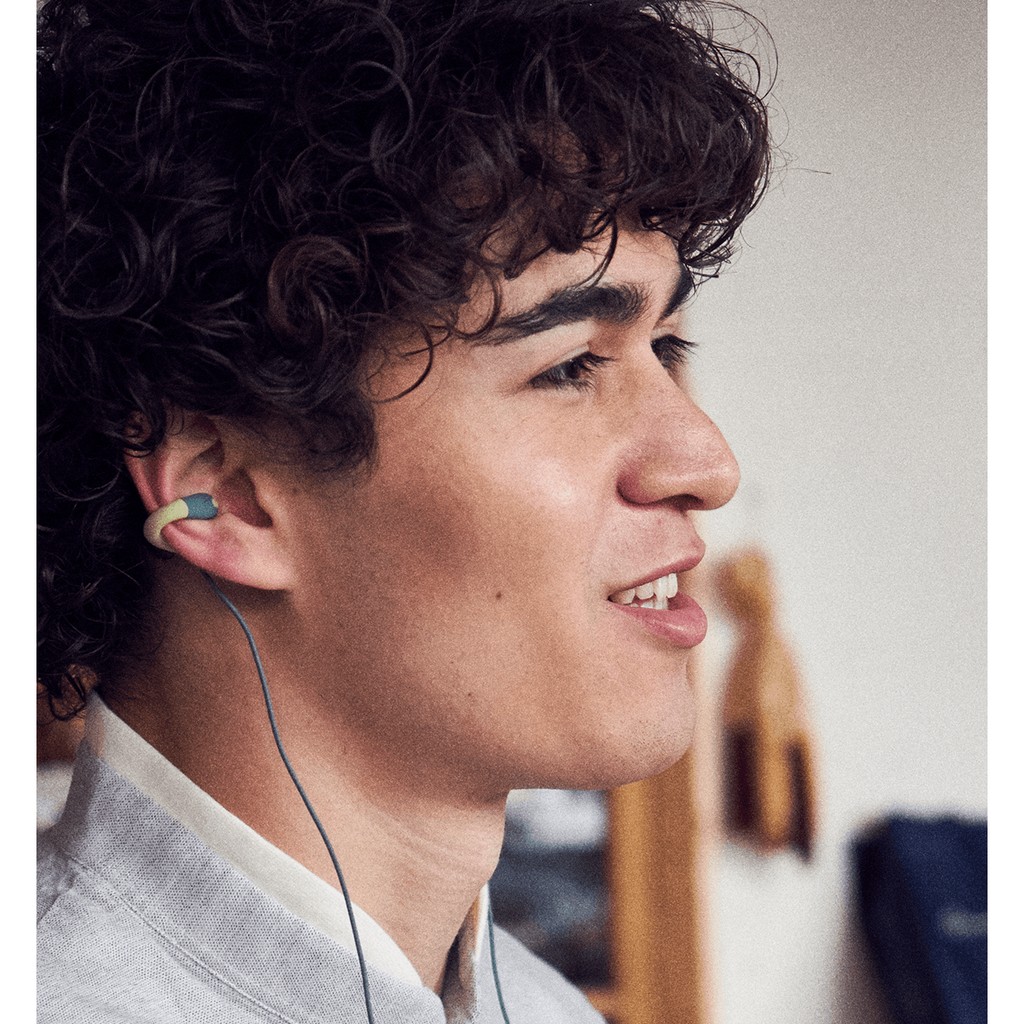 預購 日本ambie Sound Earcuffs 外耳式耳機 蝦皮購物