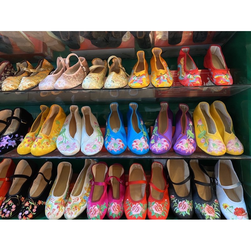 （‼️全數完售，勿下單）台南的年繡花鞋（點進來看描述🙏）