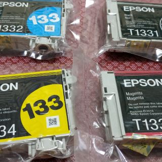 EPSON 133原廠彩色墨水匣(黑色350元，三彩450元，TX 320F專用一黑三彩800元）
