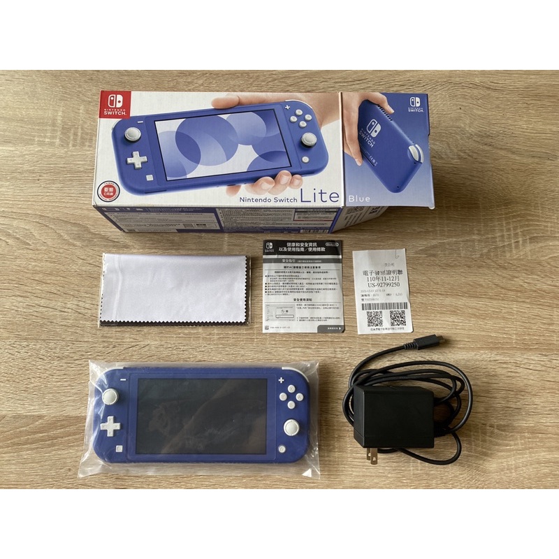 近全新* Switch Lite 主機 台灣公司貨（保固中）