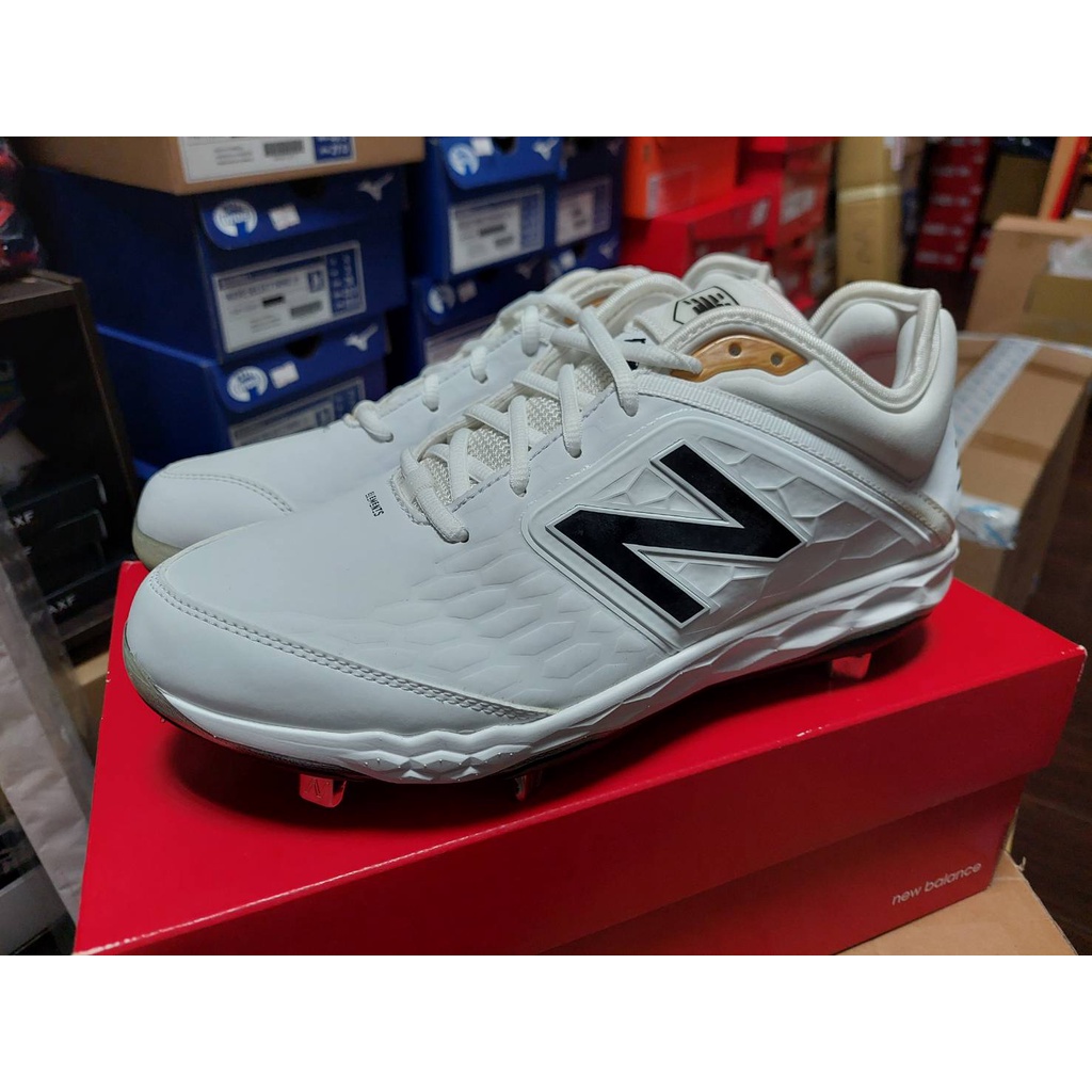 免運 零碼US13 職棒選手使用款棒球釘鞋 NB New Balance 棒球鐵釘鞋 棒球片釘鞋 L3000SW4 白色