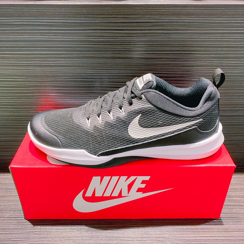 nike legend trainer red