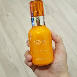 現貨✔【三得利suntory】 Vitoas蜜得絲 多效極妍鎖濕菁華 (120ml/瓶) -好buy家