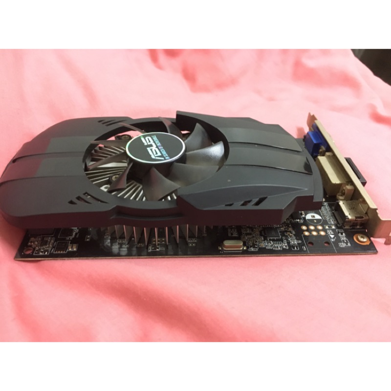 華碩Asus GTX 750ti 單風扇2g DDR5