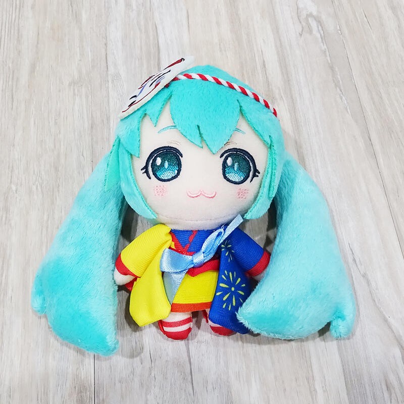 現貨 日版taito景品初音未來miku 夏服絨毛娃娃玩偶吊飾c款 蝦皮購物