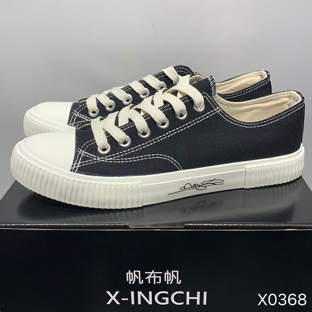 X-INGCHI 男款黑色英文低筒休閒鞋 NO.X0368