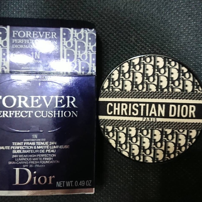 Dior 超完美柔霧光氣墊粉餅 經典緹花版