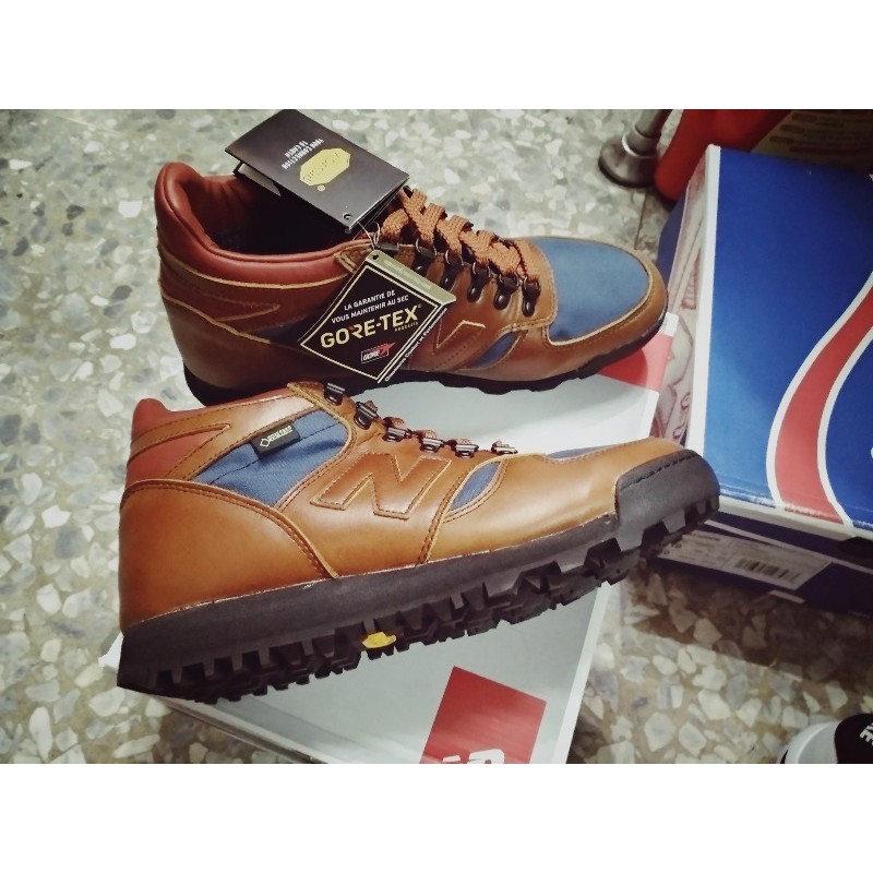 new balance rainier boot