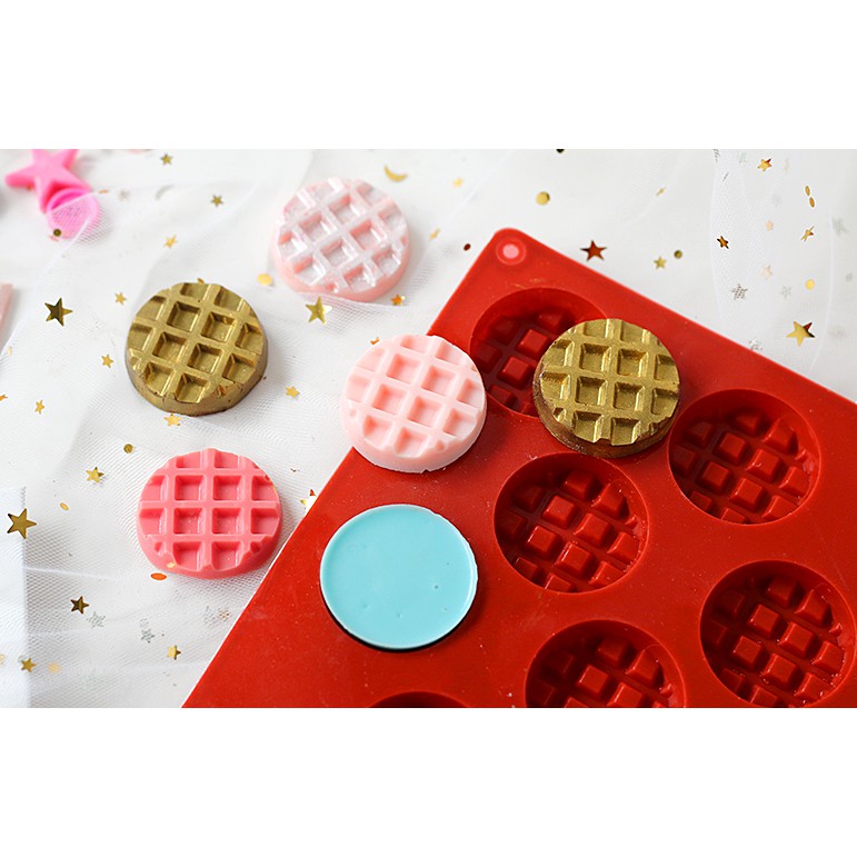 ☀孟玥購物☀18連鬆餅造型 圓形鬆餅造型  巧克力模具 矽膠模具 蛋糕裝飾  翻糖蛋糕