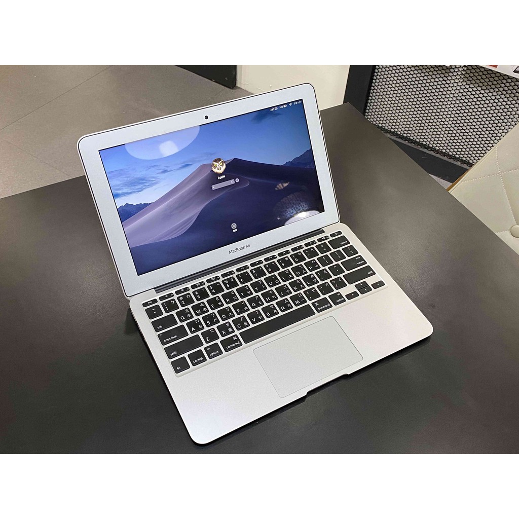 Macbook Air 11" 4G / 128G 2015 只要9500 !!!