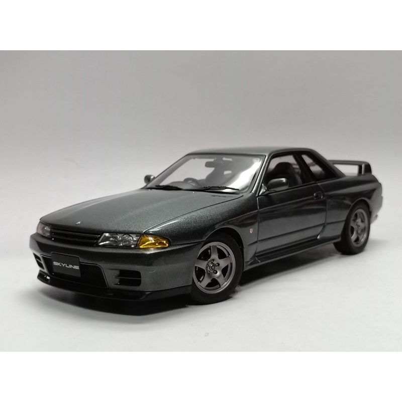 1/18 オートアートskylinfe GT-R (R32) 新劇場版−闘走