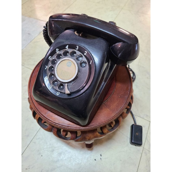 中華電信  古早60年代  600型  撥盤式電話機 ~
