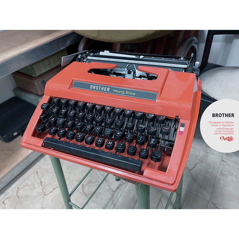 ArtLife @ BROTHER 70S YoungElite Typewriter VANTAGE 古道具 打字機
