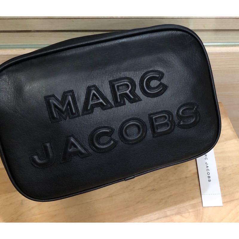 Marc Jacobs 經典浮雕大相機包 長夾可入 低調風經典黑最難降價