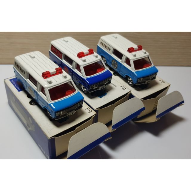 tomica 藍盒 日本製 外國車 f9 三台一起賣 警車