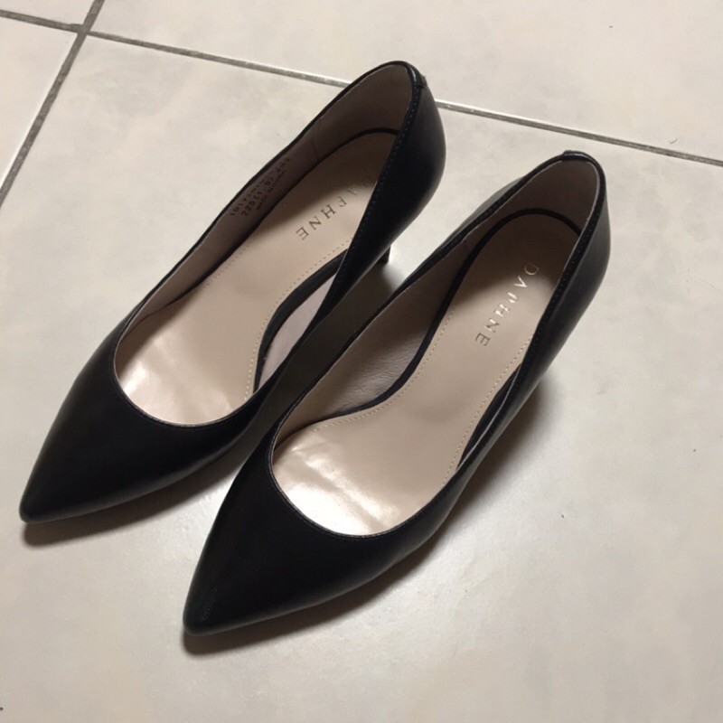 達芙妮#daphne 黑色全皮高跟鞋 尺寸22.5-23