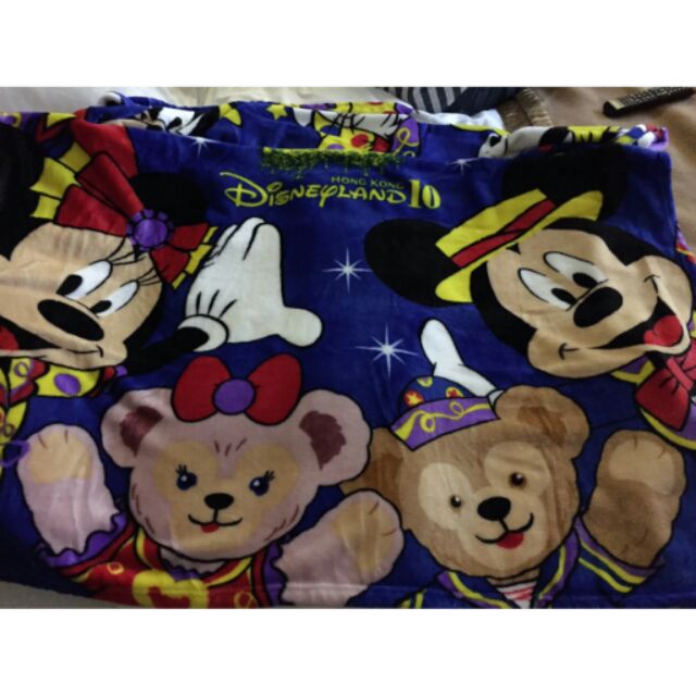 限量~香港迪士尼10週年紀念毯子
790元
只有一件！