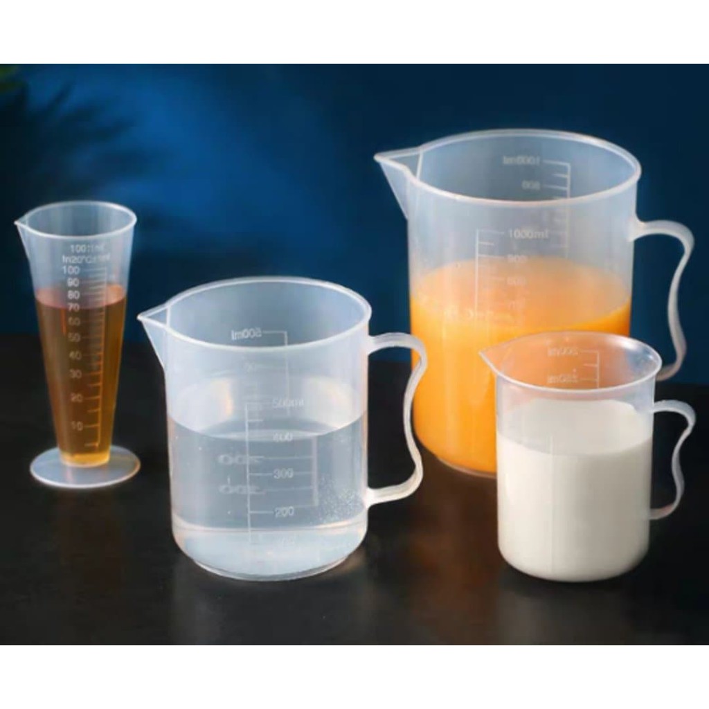 啾飾舖 塑膠量杯  烘培用具 測量工具 廚房專用 100ml 300ml 500ml 1000ml 量杯