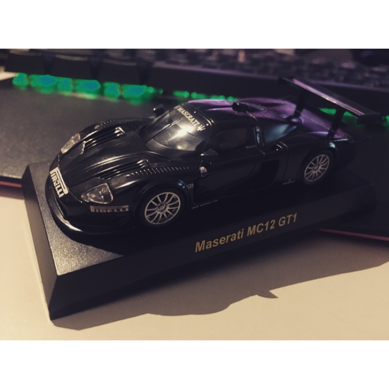 Kyosho 京商1/64 Maserati MC12 GT1