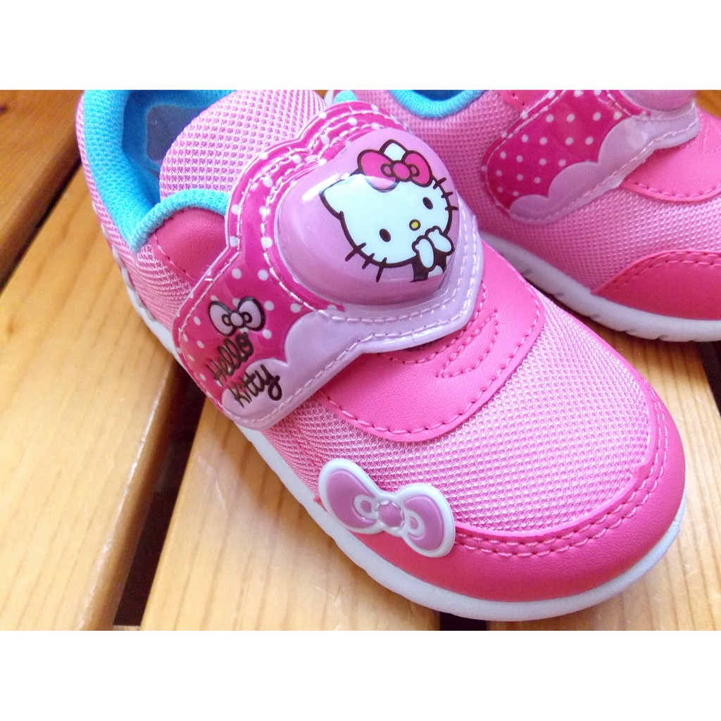 正版>新款三麗鷗Hello Kitty 12.5-17.5cm 透氣輕量電燈鞋【719841】粉色台灣製| 蝦皮購物