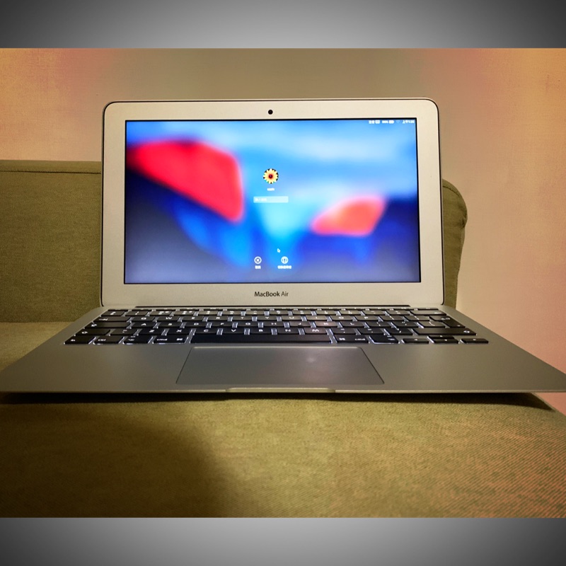 APPLE 蘋果🍎原廠，MacBook Air 11吋，2014年，128SSD，全英文鍵盤⚠️⚠️⚠️，附電源供應器