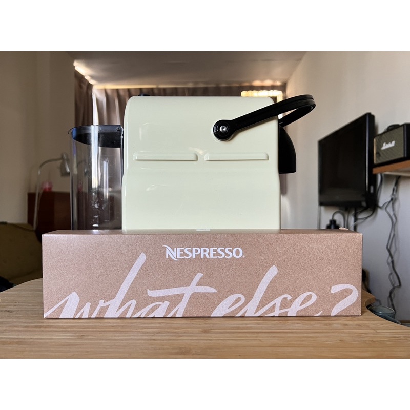 Nespresso inissia D40 雀巢 膠囊咖啡機 白色 (贈14顆膠囊）租屋或辦公室首選！