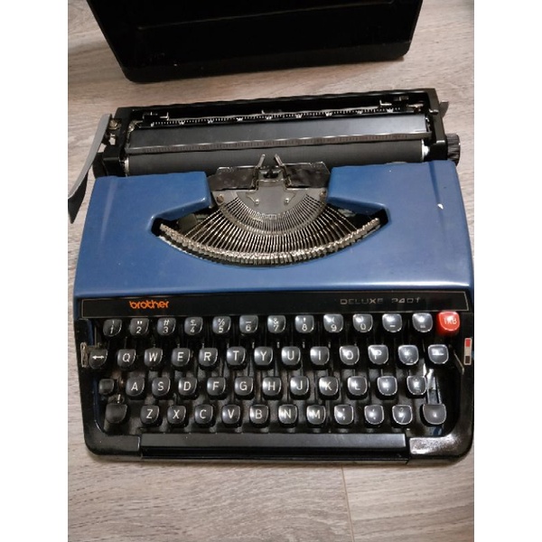 Brother古董打字機240T保存良好-附打字機練習書