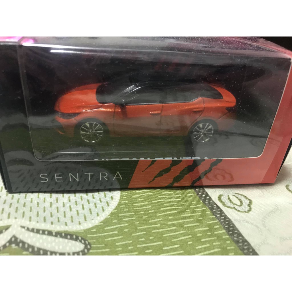 NISSAN  1:43 全新上市 2020年 SENTRA 模型車