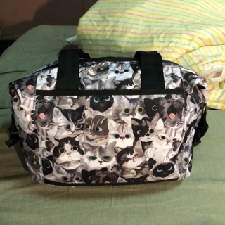Lesportsac 貓咪兩用斜揹包 可掛在行李箱上 九成新 正品