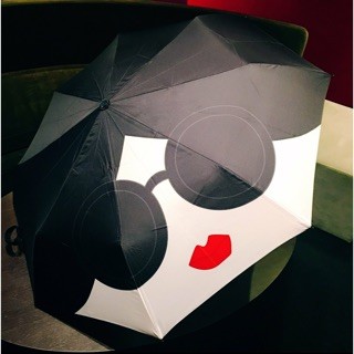 『現貨』Vogue 六月號 聯名款 Alice + Olivia 精巧折疊傘 全新未拆封 vogue 傘