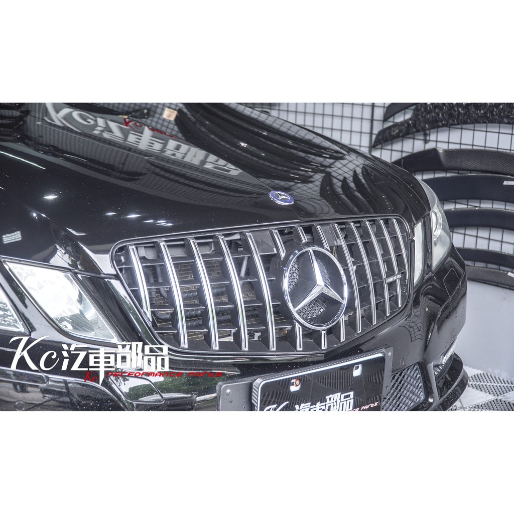 Kc汽車部品 賓士 BENZ W212 S212 前期 [GT款] 水箱罩 直柵式 銀/黑色  E250 E350