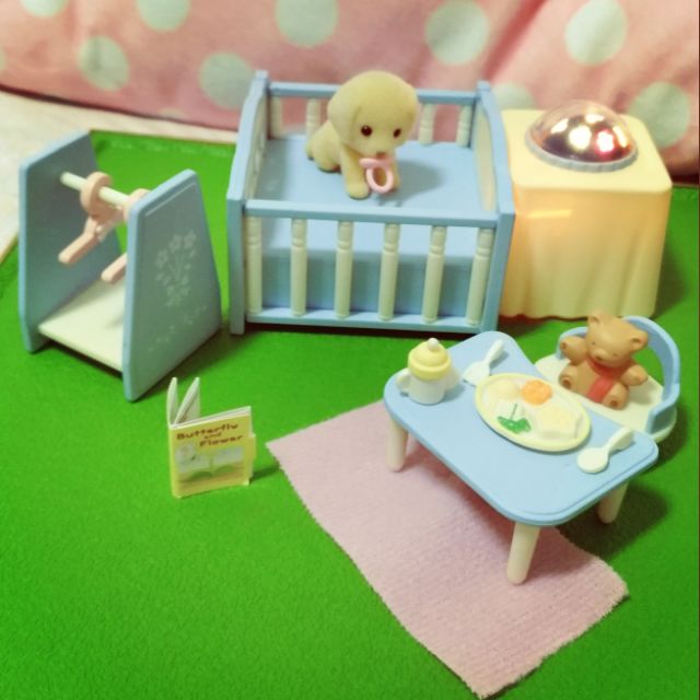 二手 森林家族 絕版嬰兒房間組 附寶寶一隻