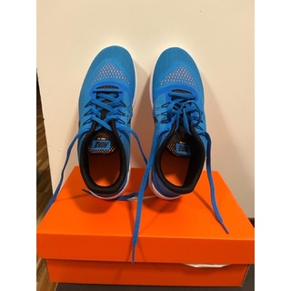 Nike 藍色慢跑鞋 (24CM)