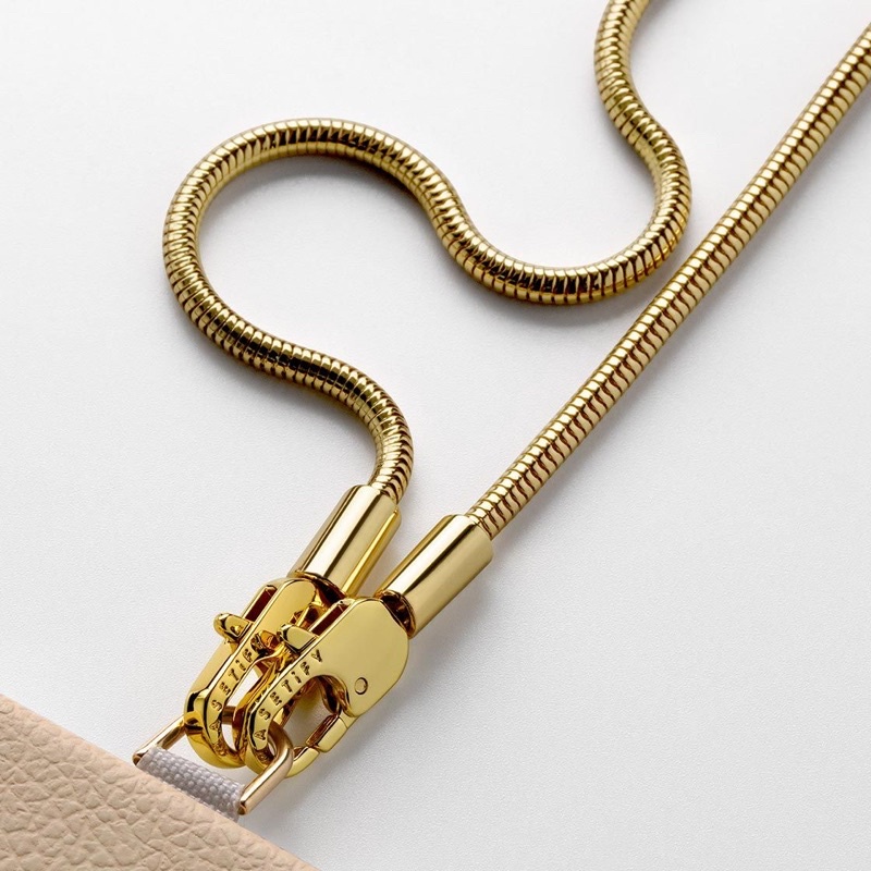 casetify金色蛇骨鏈手機背帶組Snake Chain Phone Strap with Card - Gold