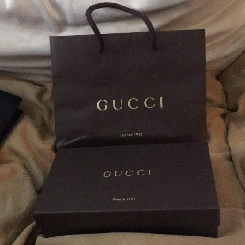 台灣專櫃購買GUCCI 長夾，有購買證明。          附盒子、提袋