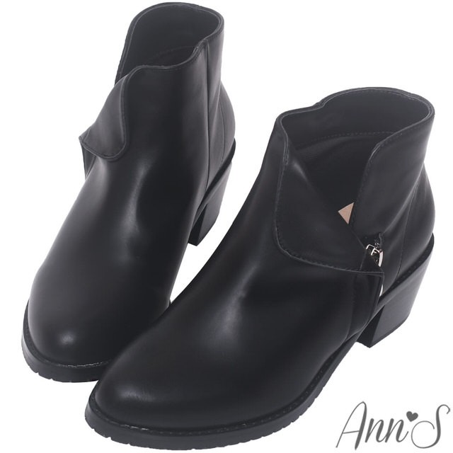 Ann’S時尚名人-銀色拉鏈翻折V型素面粗跟短靴-黑