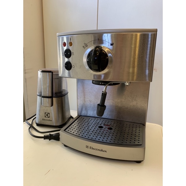 （二手）伊萊克斯半自動義式咖啡機+磨豆機
