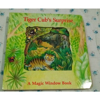 英文 透視圖片 可愛動物 童書 Tiger Cub's Surprise [a magic window book]英國