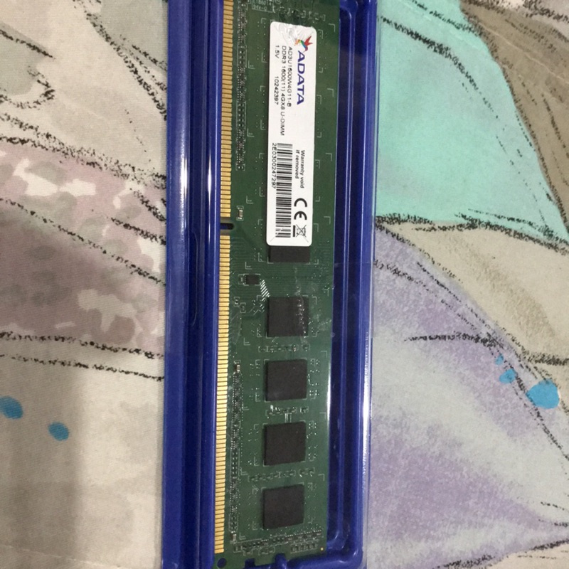 威剛DDR3 1600 4G