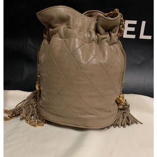 Chanel Vintage駝色Mini稀有款流蘇小水桶包。已售出