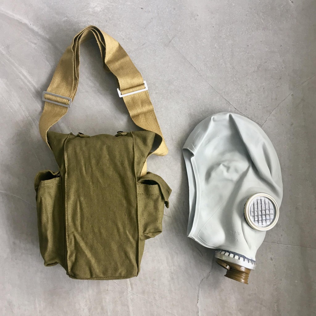 俄羅斯公發 70S Russian Gas Mask Bag 軍用 防毒面具包 側背包 附面具 Vintage 古著