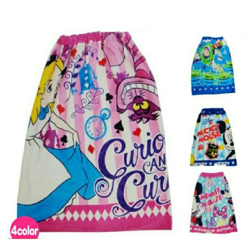 日本 迪士尼樂園 愛麗絲 米奇 米妮 玩具總動員 系列人物 大浴巾 浴裙