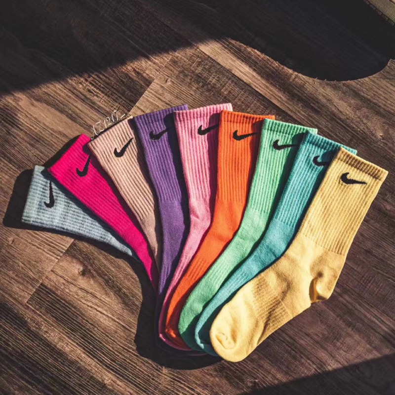 owaishsb nike socks